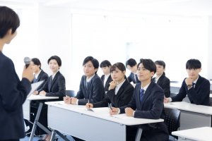 【人事向け】内定者フォローとは？内定辞退・早期離職防止に役立つ取り組み方法を紹介