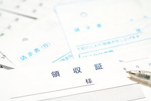 請求書と領収書の違いは？　代わりとして利用できることは？　徹底解説